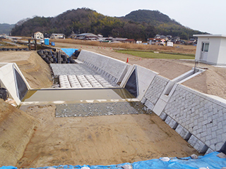 加茂川河川改修工事